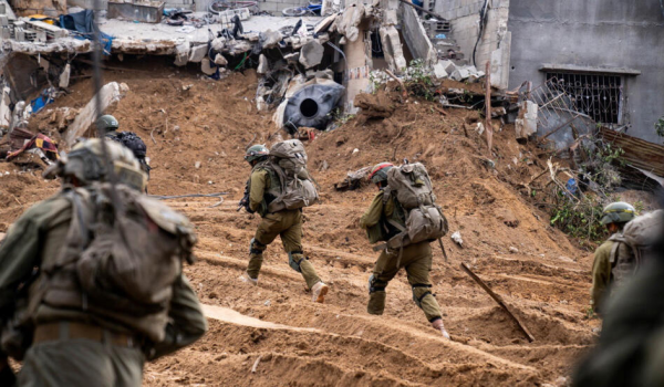 أكسيوس: إسرائيل وحماس بدأتا التفاوض على تفاصيل اتفاق لوقف إطلاق النار...