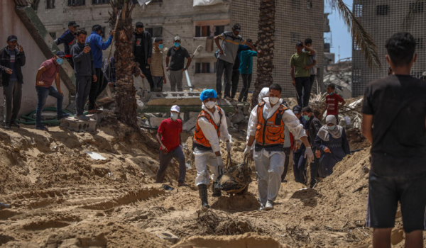 الاتحاد الأوروبي يطالب بتحقيق مستقل بالمقابر الجماعية في مستشفيين بغزة...