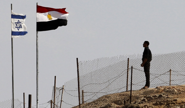 مصر تهدد إسرائيل بإنهاء اتفاقيات كامب دي...