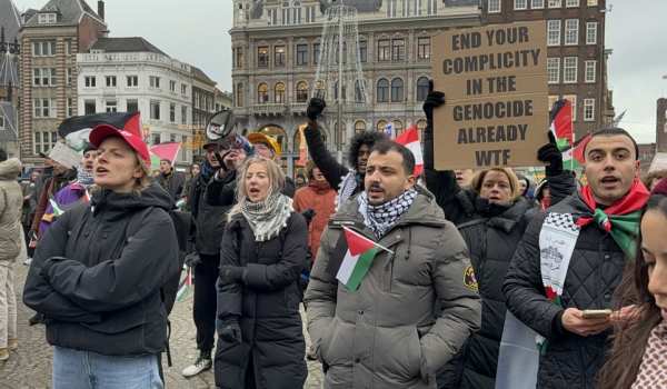 هولندا: متظاهرون يطالبون باعتقال نتنياهو...